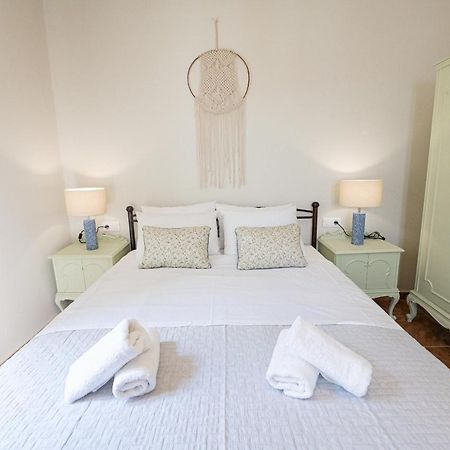 Sunny Yard Apartments Poros Town Luaran gambar