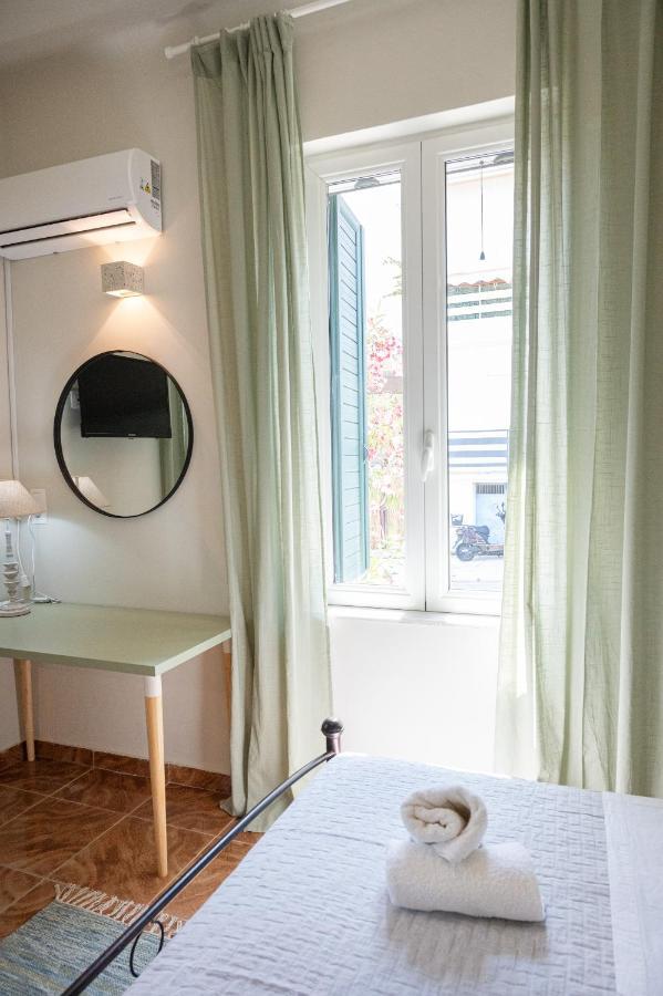 Sunny Yard Apartments Poros Town Luaran gambar