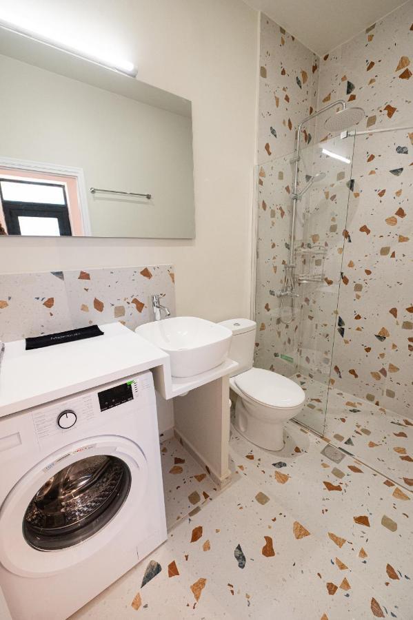 Sunny Yard Apartments Poros Town Luaran gambar
